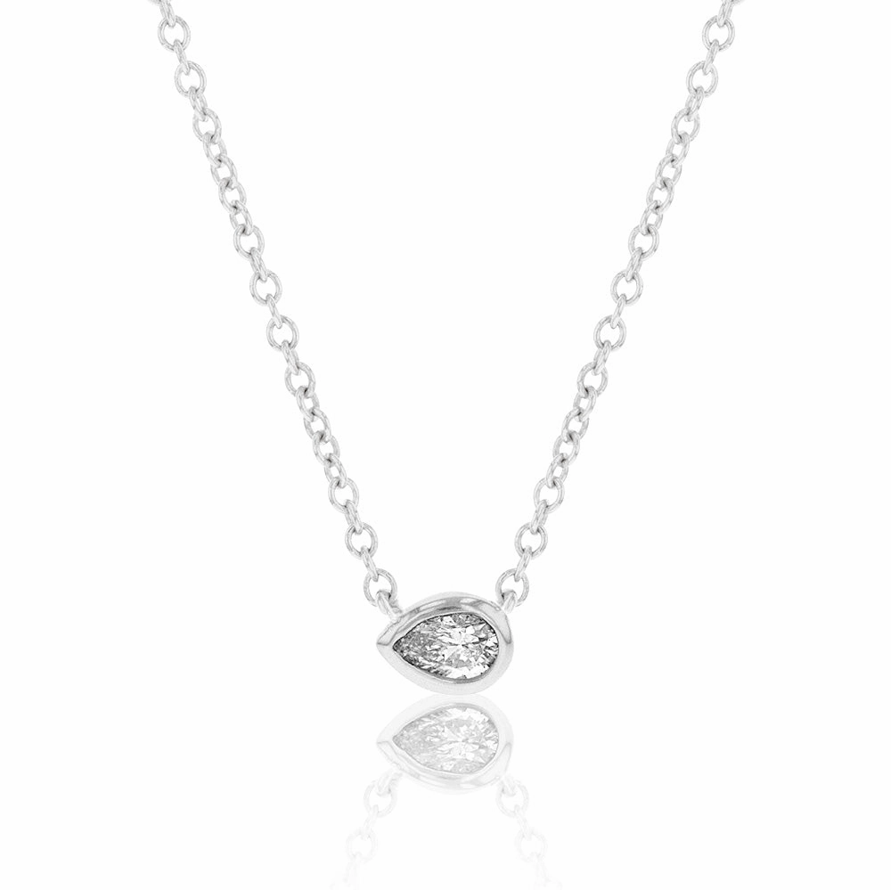 14ct white Gold 1/10 Carat Diamond Pendant On 45cm Chain