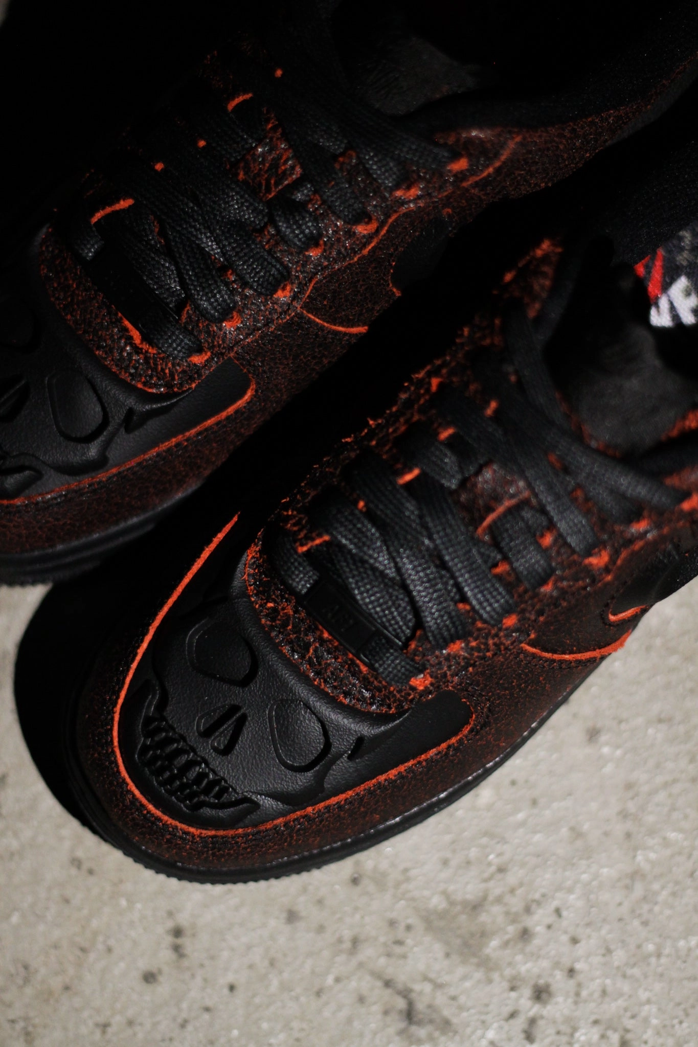 AIR FORCE 1 RETRO HWN QS BLACK/CRIMSON
