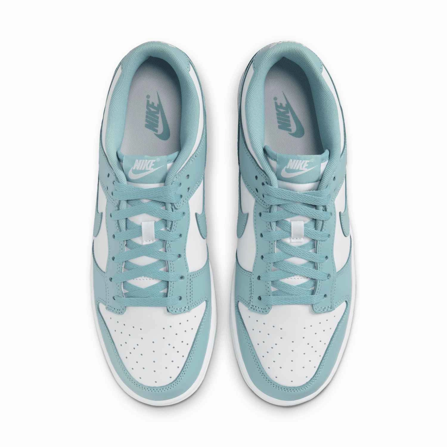 DUNK LOW RETRO סניקרס