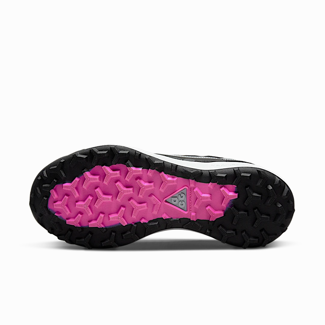 Nike ACG Lowcate Black Cool Grey Hyper Violet