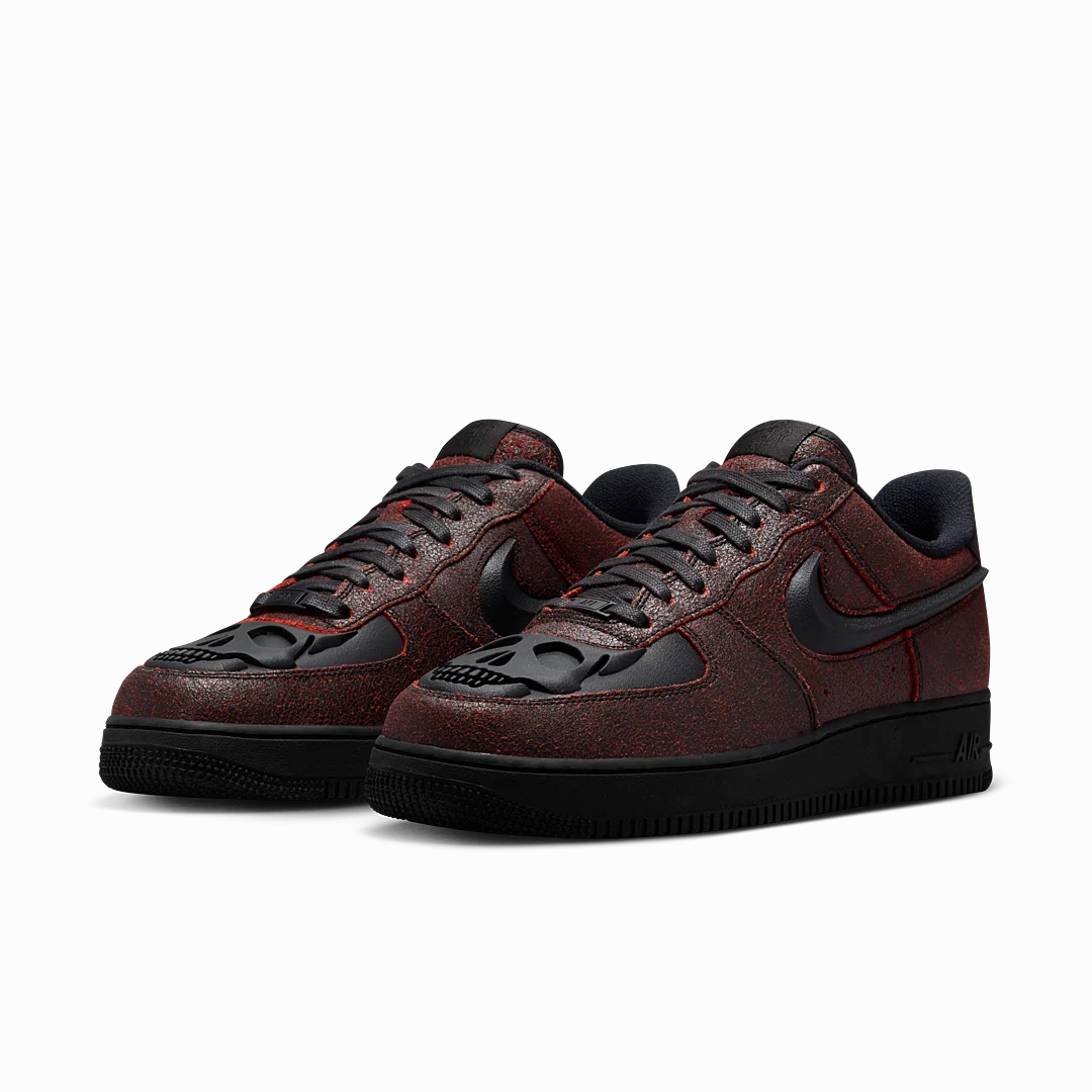 Nike Air Force 1 Low Retro QS Halloween Skull