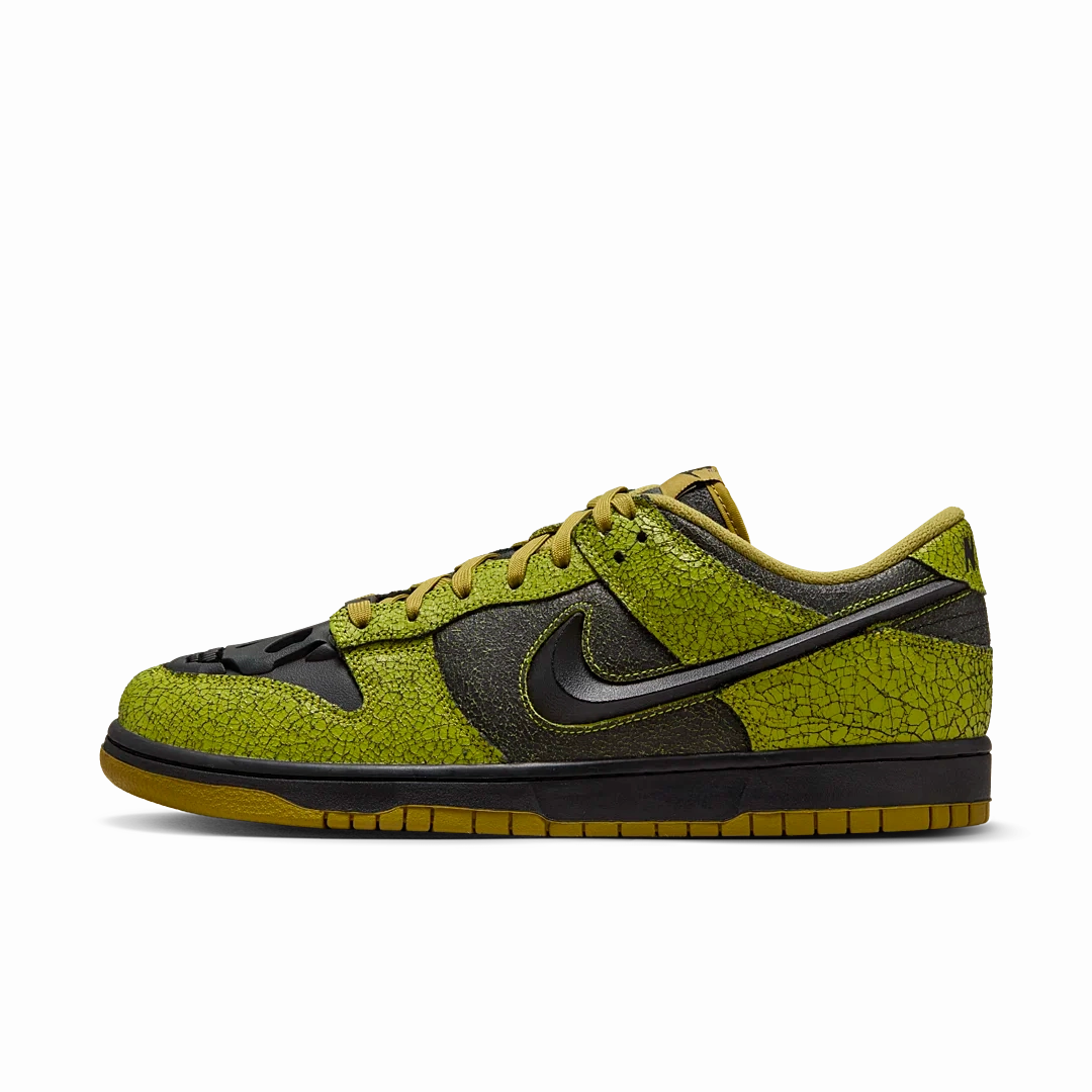 Nike Dunk Low Retro QS Halloween Skull
