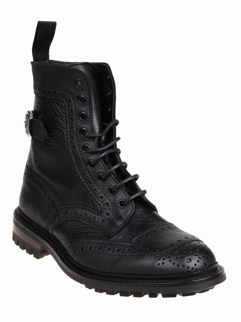 Rugged Black Leather Boots With Brogue Detailing